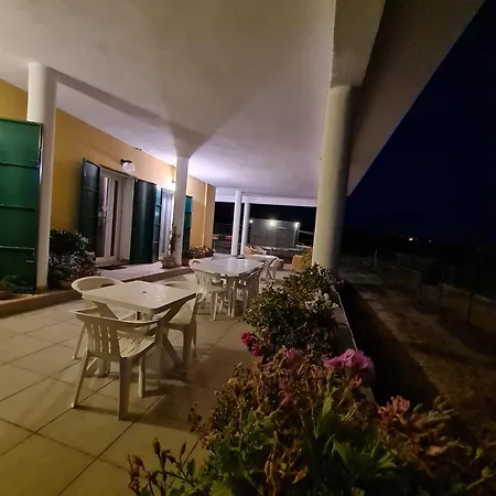 Bed and breakfast La Petrosa 3*