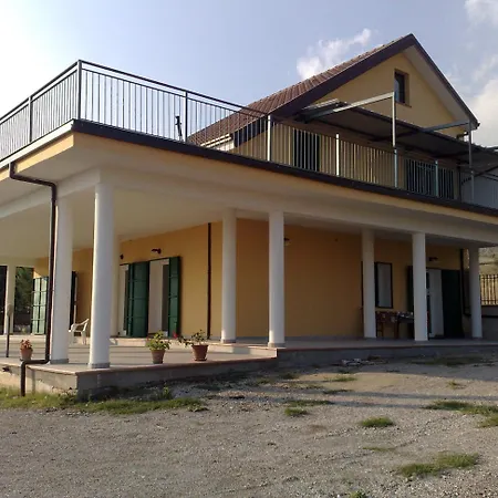 B&B La Petrosa 카스트로빌라리