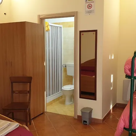 Bed and breakfast La Petrosa 3*