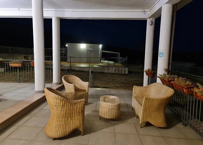 Alojamento de Acomodação e Pequeno-almoço La Petrosa Frascineto