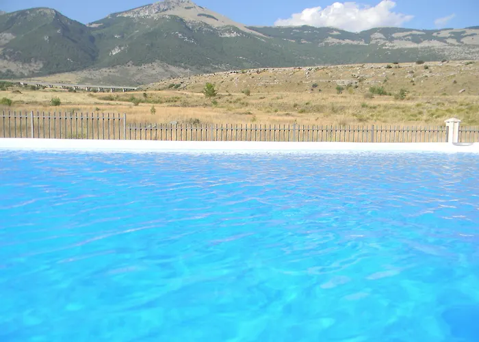 Alojamento de Acomodação e Pequeno-almoço La Petrosa