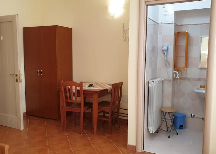 Alojamento de Acomodação e Pequeno-almoço La Petrosa Frascineto