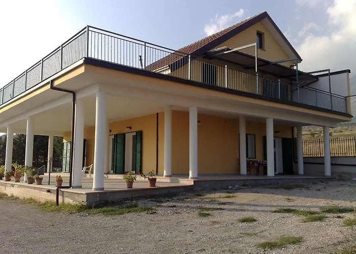 Alojamento de Acomodação e Pequeno-almoço La Petrosa Frascineto