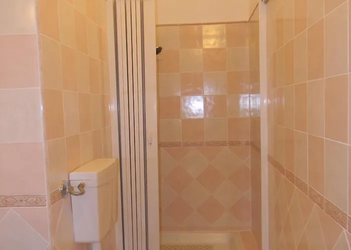 Alojamento de Acomodação e Pequeno-almoço La Petrosa